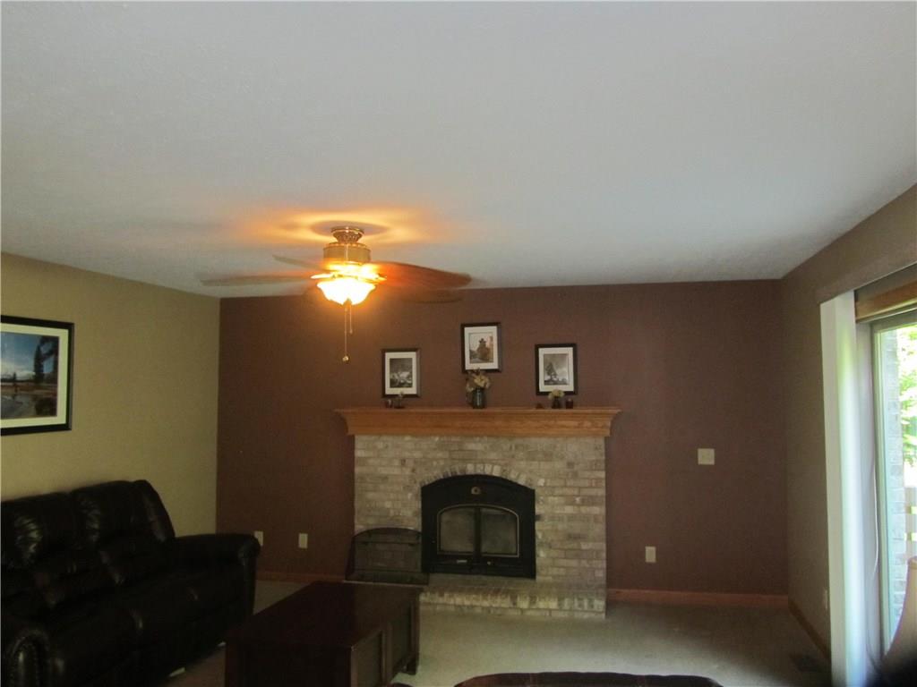 544 Diamond Road Grove City, PA 16127 - Photo 7 of 24