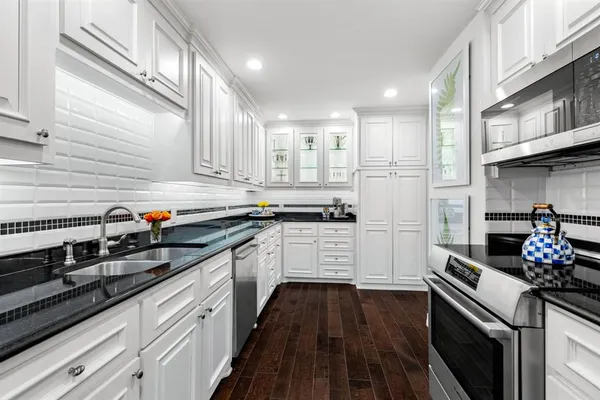 $449,000 | 6335 West Northwest Highway, Unit 2015, Dallas, TX 75225