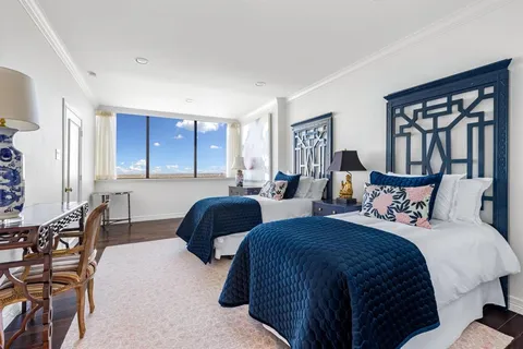 $475,000 | 6335 West Northwest Highway, Unit 2015, Dallas, TX 75225