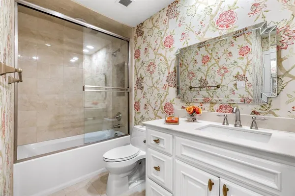 $449,000 | 6335 West Northwest Highway, Unit 2015, Dallas, TX 75225