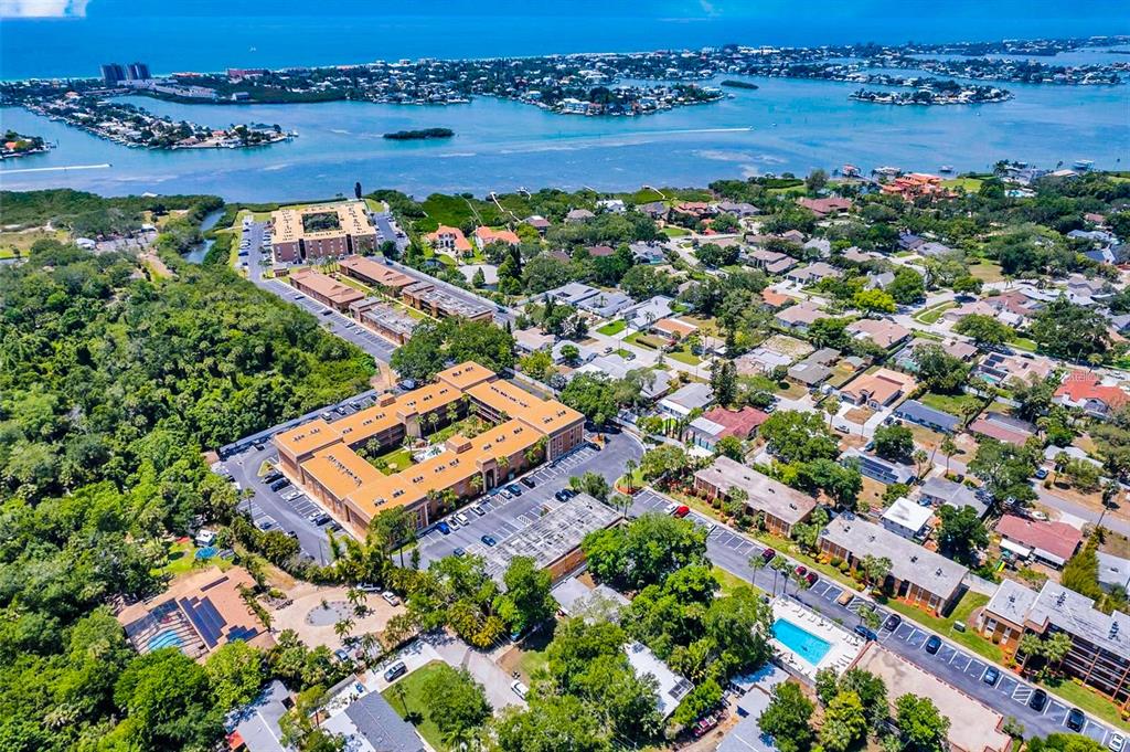 12760 Indian Rocks Road, Unit 1030 (FURNISHED) Largo, FL 33774 - Photo 61 of 83
