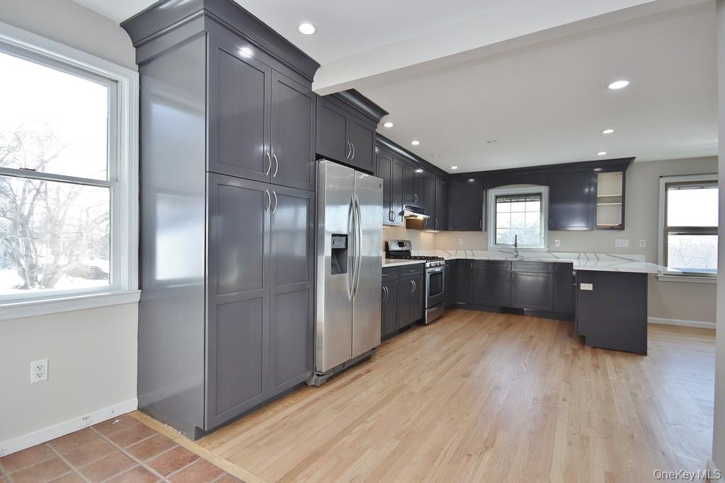 23 Robert Road Poughkeepsie, NY 12603 - Photo 11 of 40