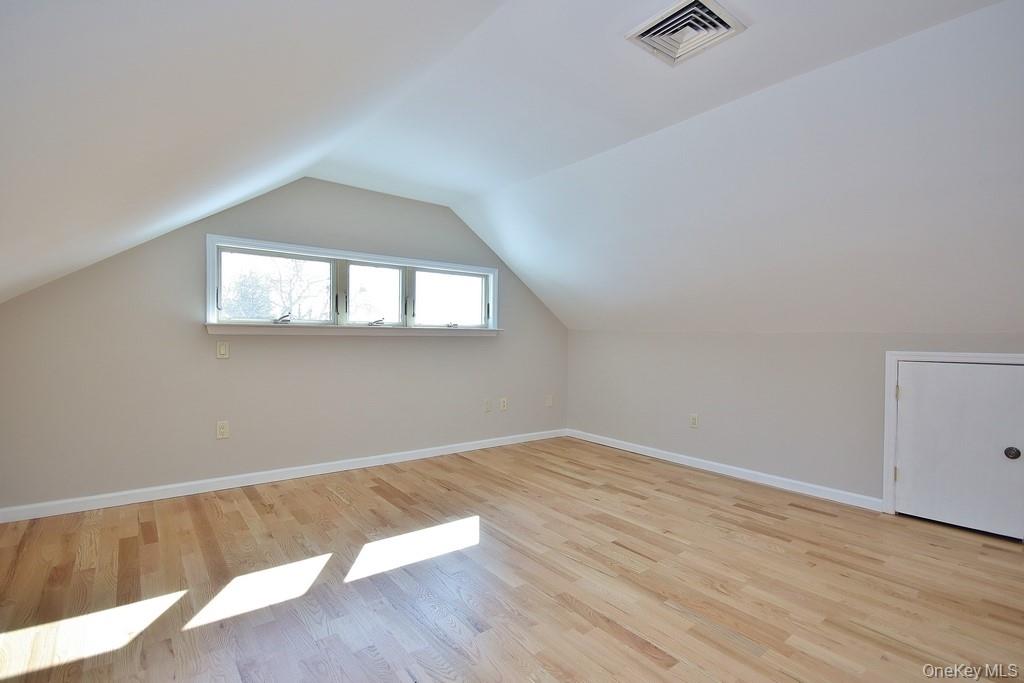 23 Robert Road Poughkeepsie, NY 12603 - Photo 33 of 40