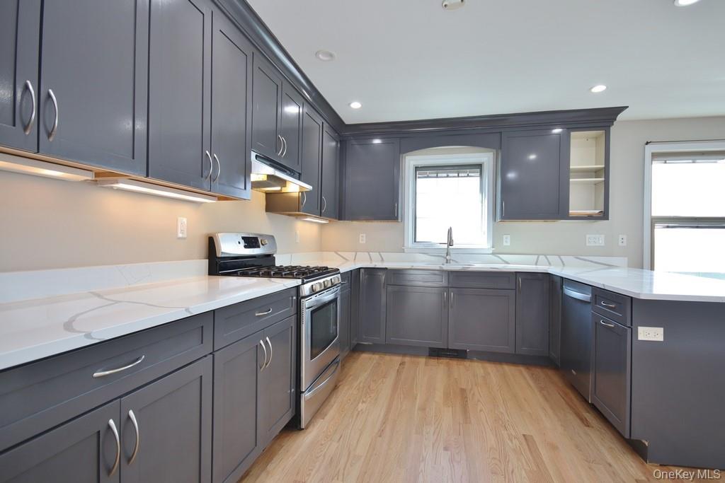 23 Robert Road Poughkeepsie, NY 12603 - Photo 7 of 40