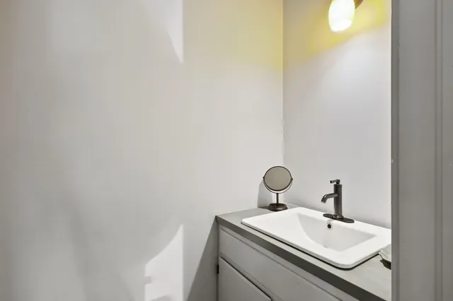 $595,000 | 127 Stoneleigh Drive, East Stroudsburg, PA 18301