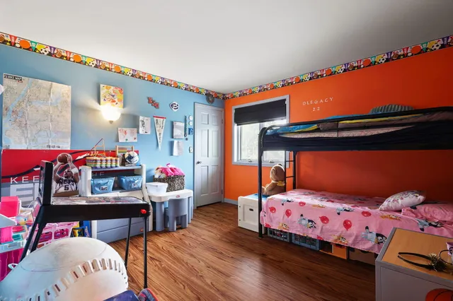 $595,000 | 127 Stoneleigh Drive, East Stroudsburg, PA 18301