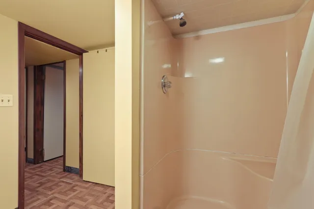 $595,000 | 127 Stoneleigh Drive, East Stroudsburg, PA 18301