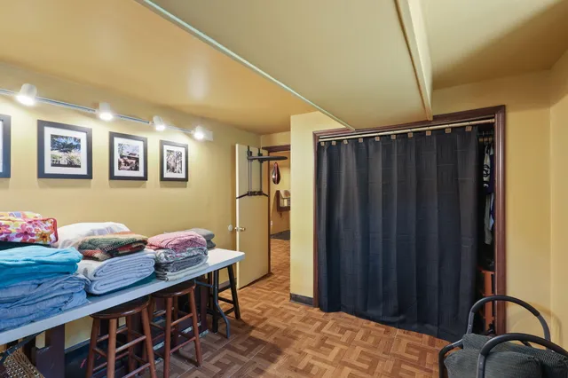 $595,000 | 127 Stoneleigh Drive, East Stroudsburg, PA 18301