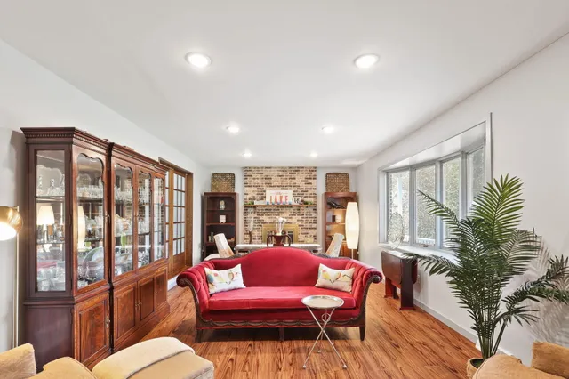 $595,000 | 127 Stoneleigh Drive, East Stroudsburg, PA 18301