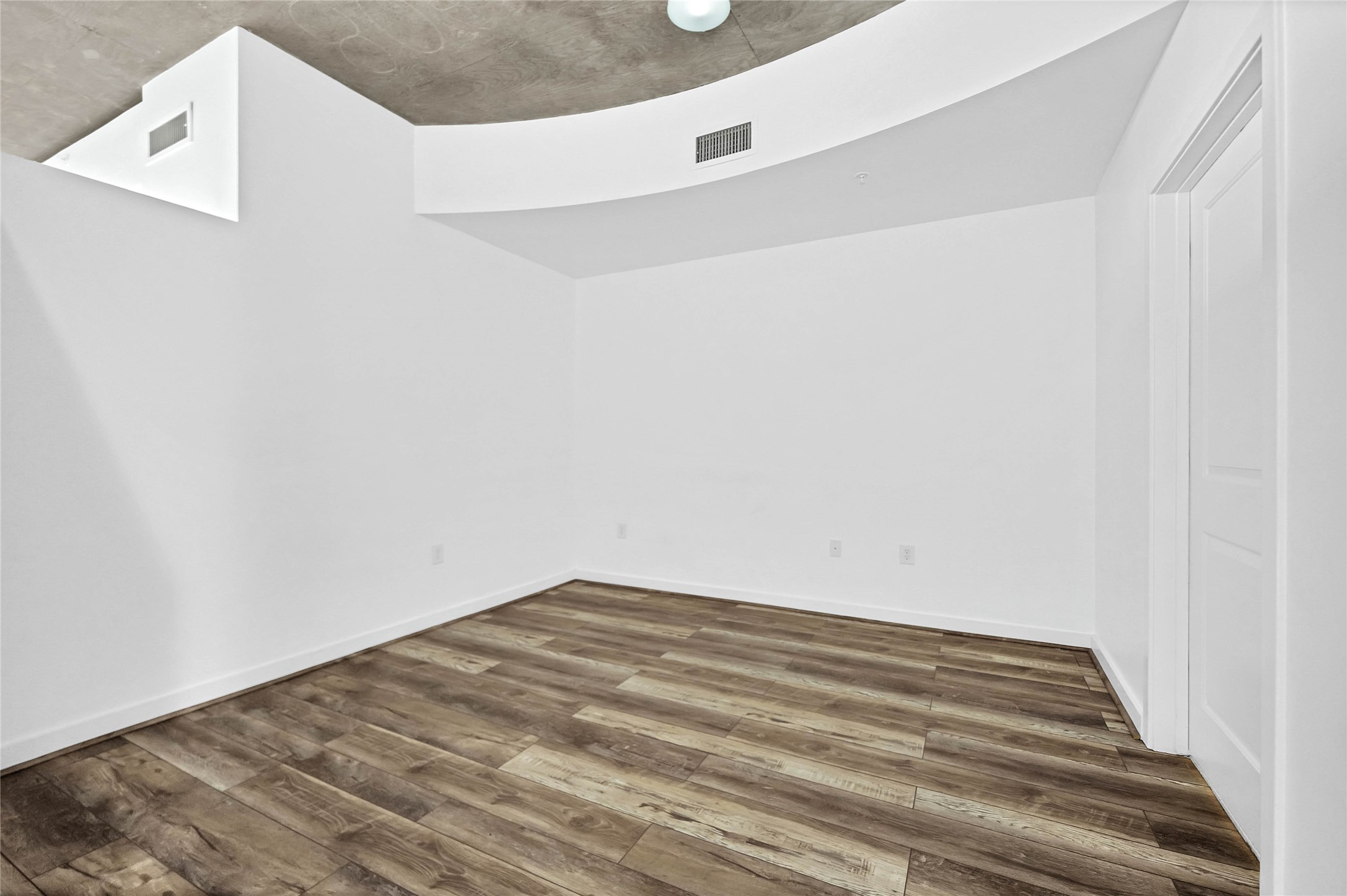5925 Almeda Road, Unit 10713 Houston, TX 77004 - Photo 9 of 19