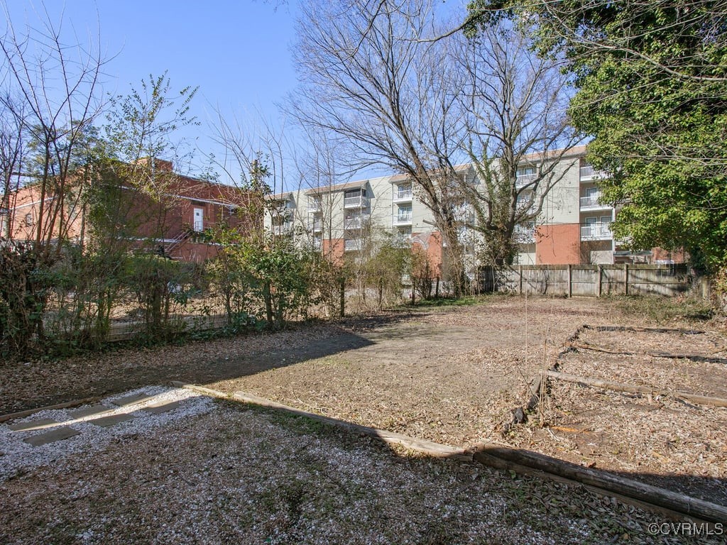 1411 Decatur Street Richmond, VA 23224 - Photo 19 of 20 View of yard