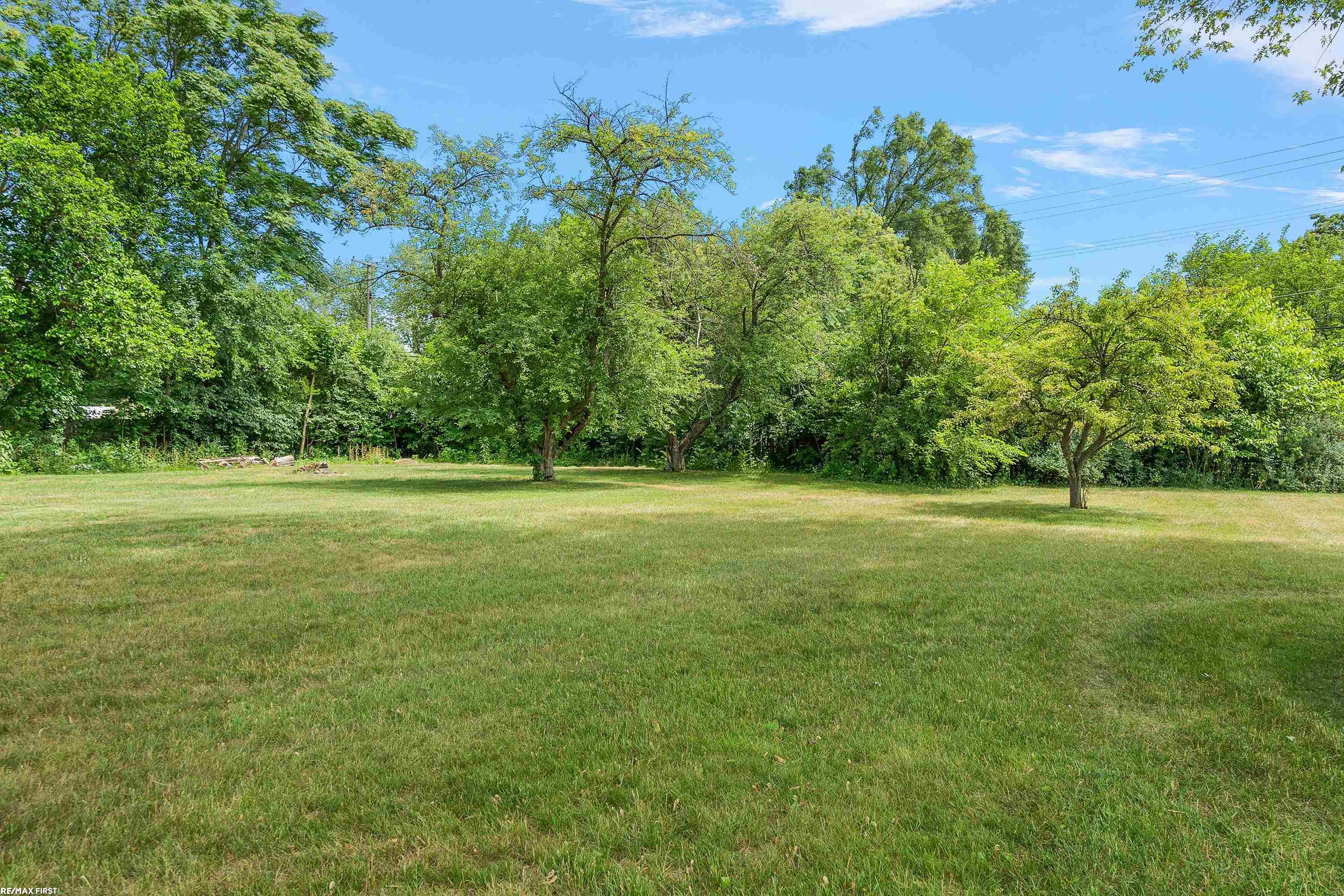8240 Messmore Road Utica, MI 48317 - Photo 27 of 36