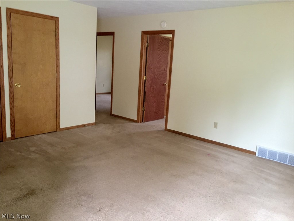 990-992 Heyl Road Wooster, OH 44691 - Photo 2 of 14 Gallery Image 2