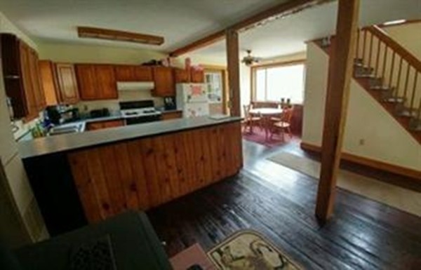 9 Davis Turn Road Wendell, MA 01379 - Photo 4 of 16 Gallery Image 4
