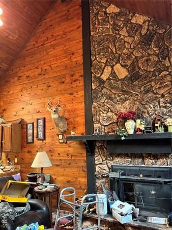 $189,000 | 9740 Ridgecrest Drive, Hillsboro, MO 63050