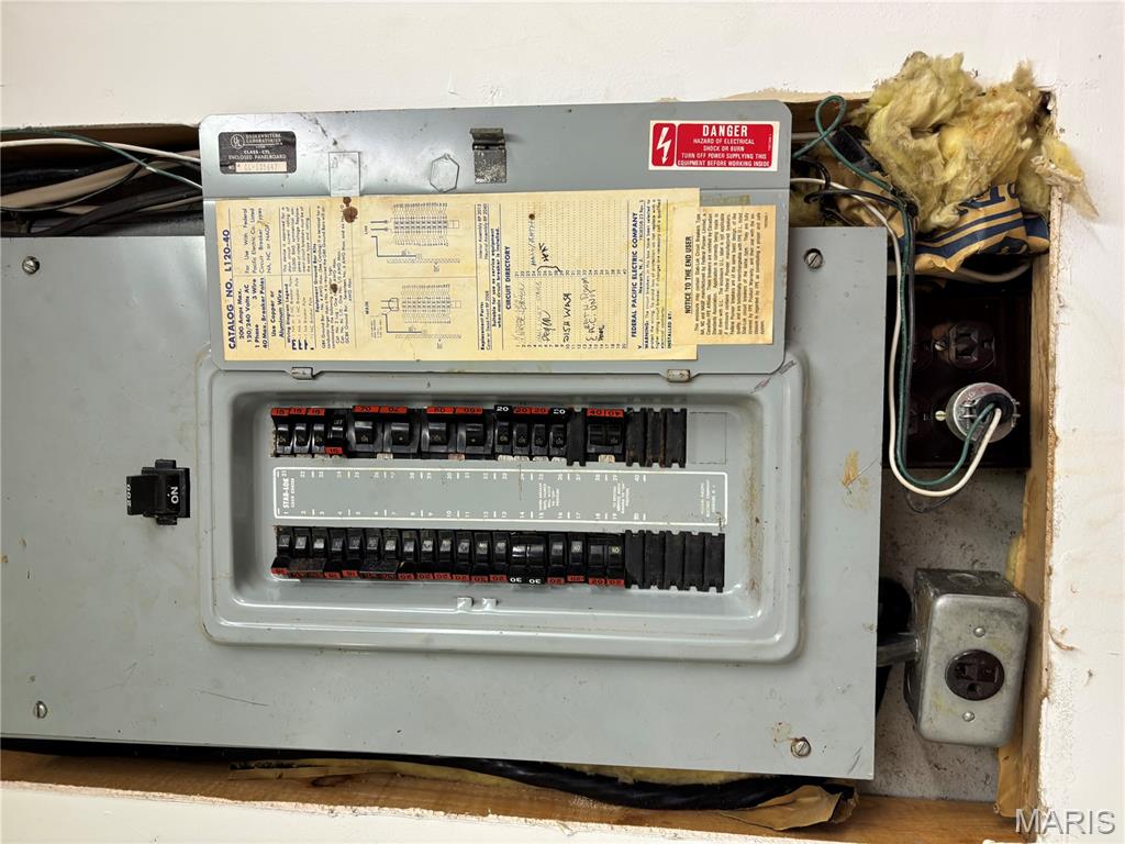 9740 Ridgecrest Drive Hillsboro, MO 63050 - Photo 36 of 51