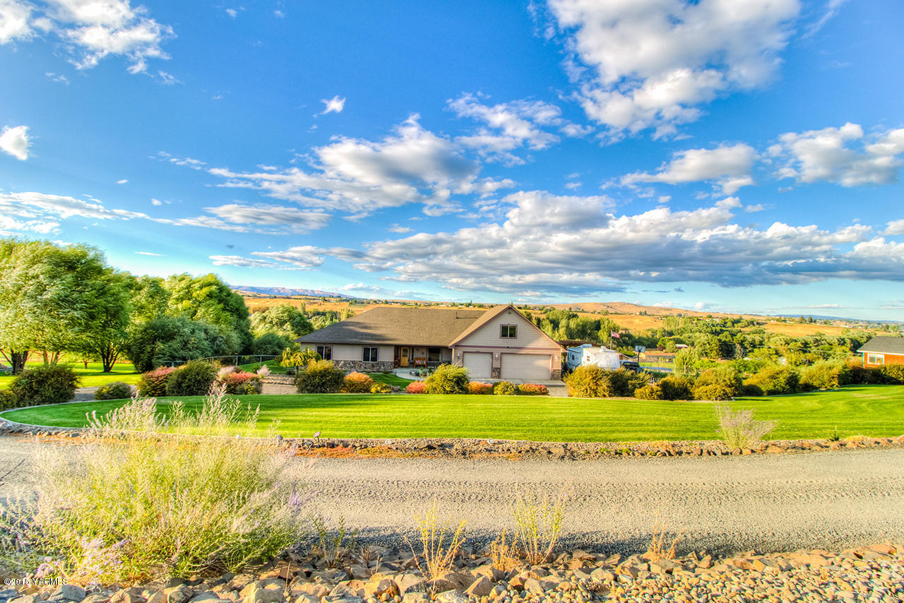 11403 Flintstone Road Yakima, WA 98908 - Photo 25 of 25 Welcome Home