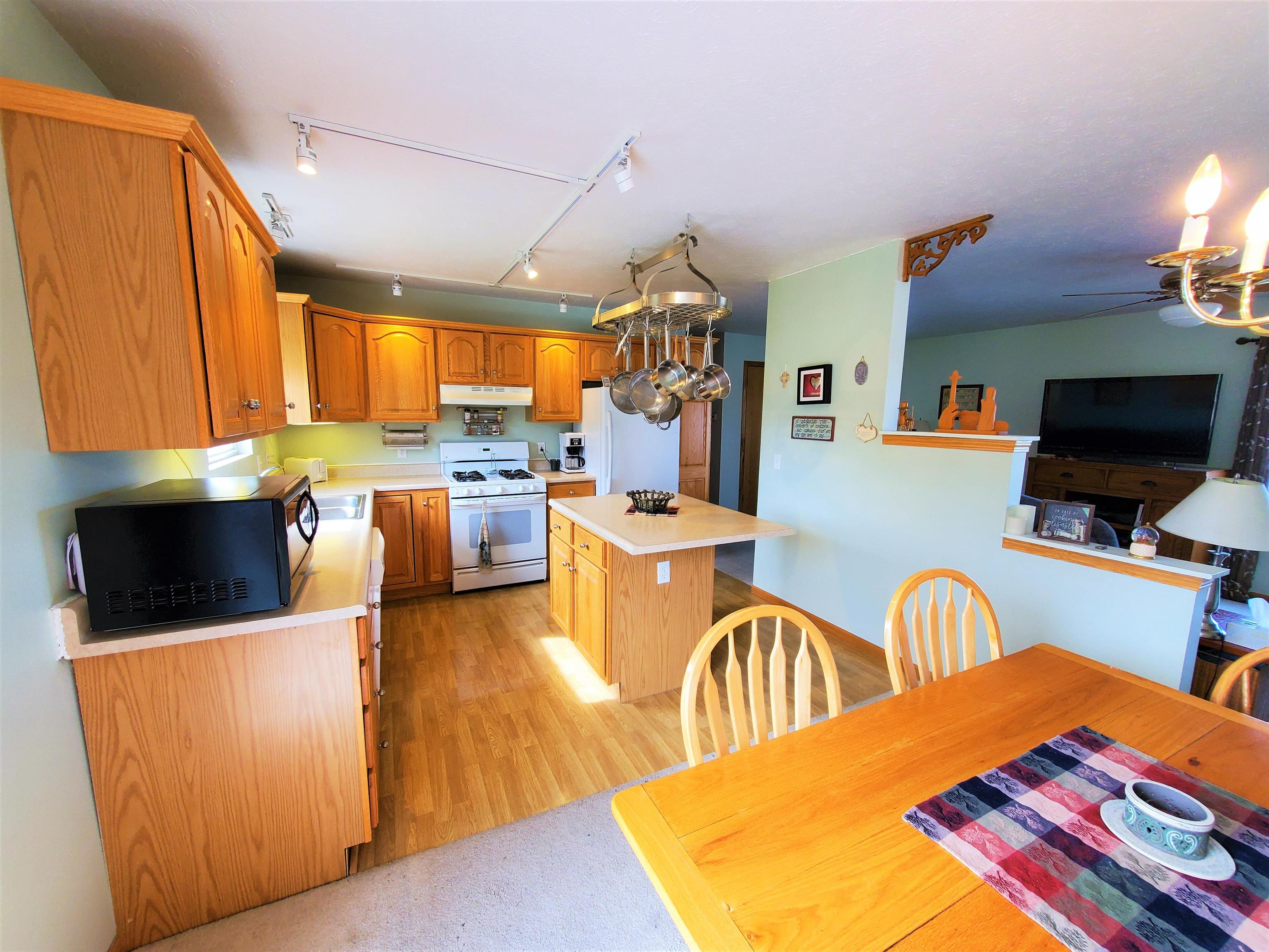 859 South 35 Road Cadillac, MI 49601 - Photo 16 of 48 1899663-15.JPG