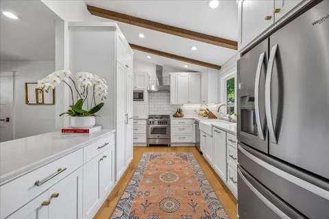 $1,149,000 | 6406 Shoal Creek Boulevard, Austin, TX 78757