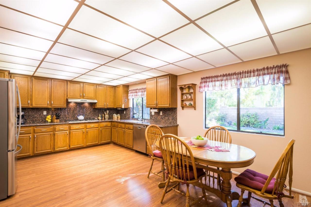576 Fresh Meadows Road Simi Valley, CA 93065 - Photo 7 of 25 Additional Photo