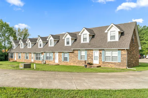 $1,250 | 215 Harrier Court, Clarksville, TN 37042
