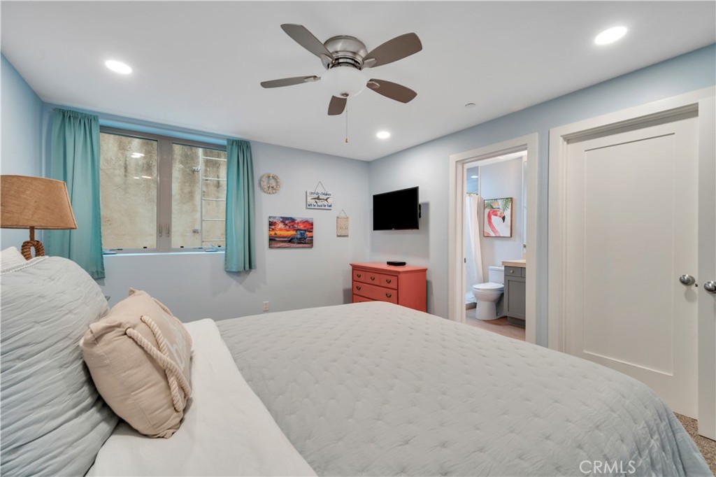 307 Kansas Street, Unit A El Segundo, CA 90245 - Photo 42 of 63