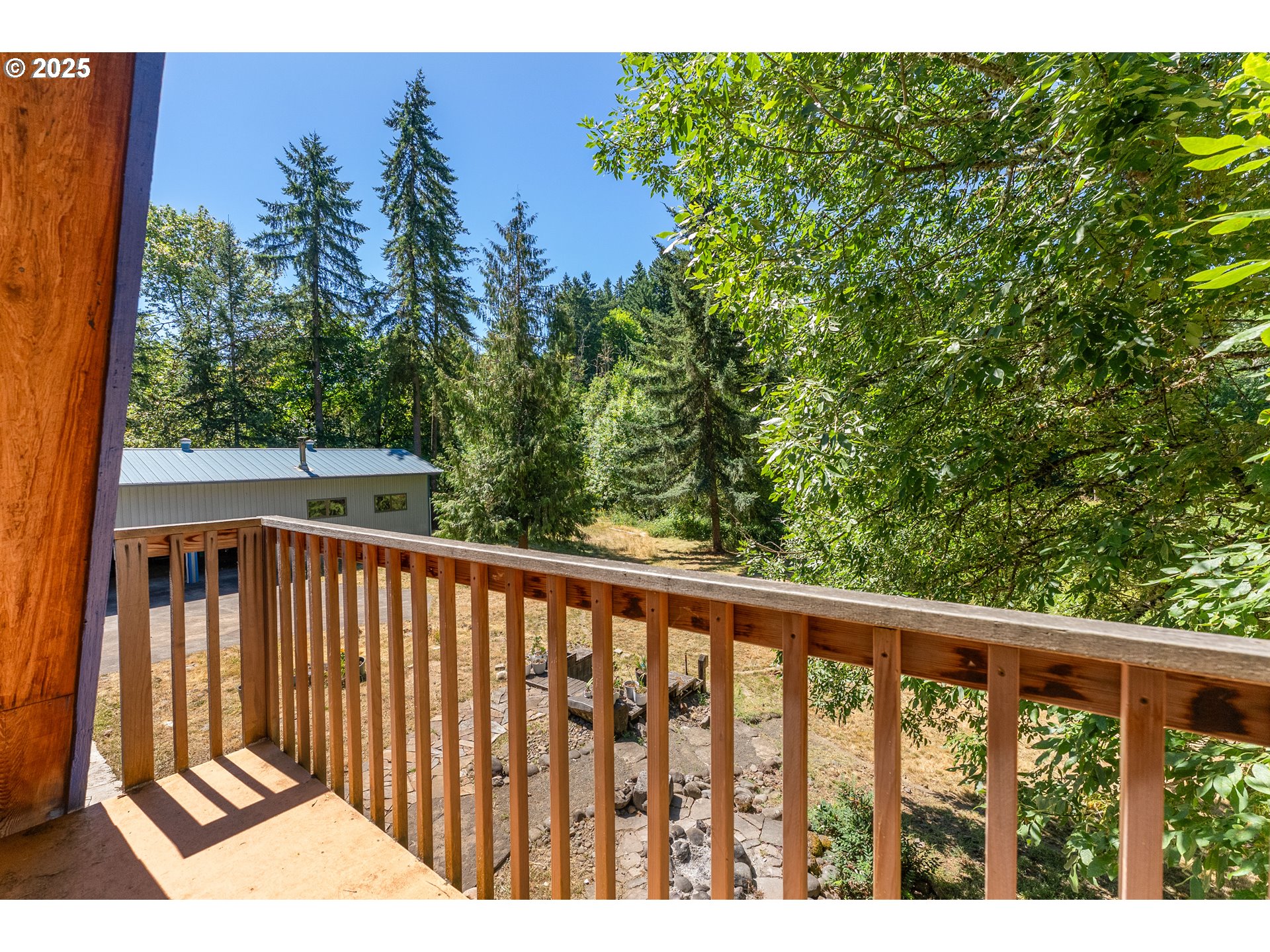 12511 Southwest Bell Road Wilsonville, OR 97070 - Photo 17 of 39 Balcony