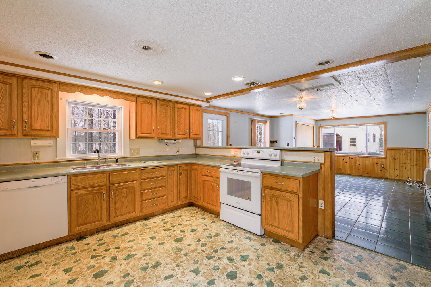 2000 Hill Road Canaan, ME 04924 - Photo 12 of 33 12