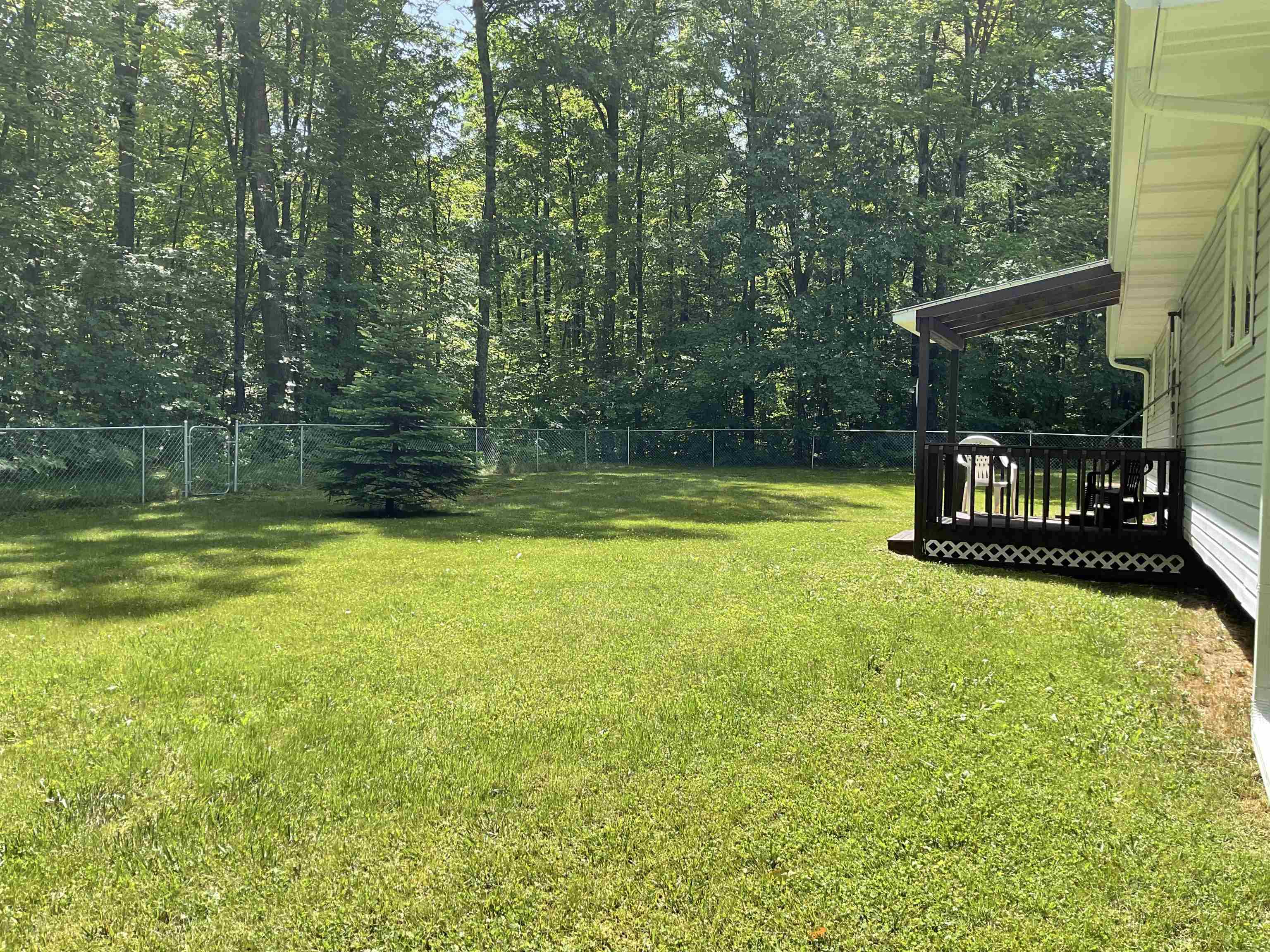 3300 East Arnold Lake Road Harrison, MI 48625 - Photo 74 of 90 1947481-5e95250e-3768-446d-bcf2-e96b30dbe9d8.JPG