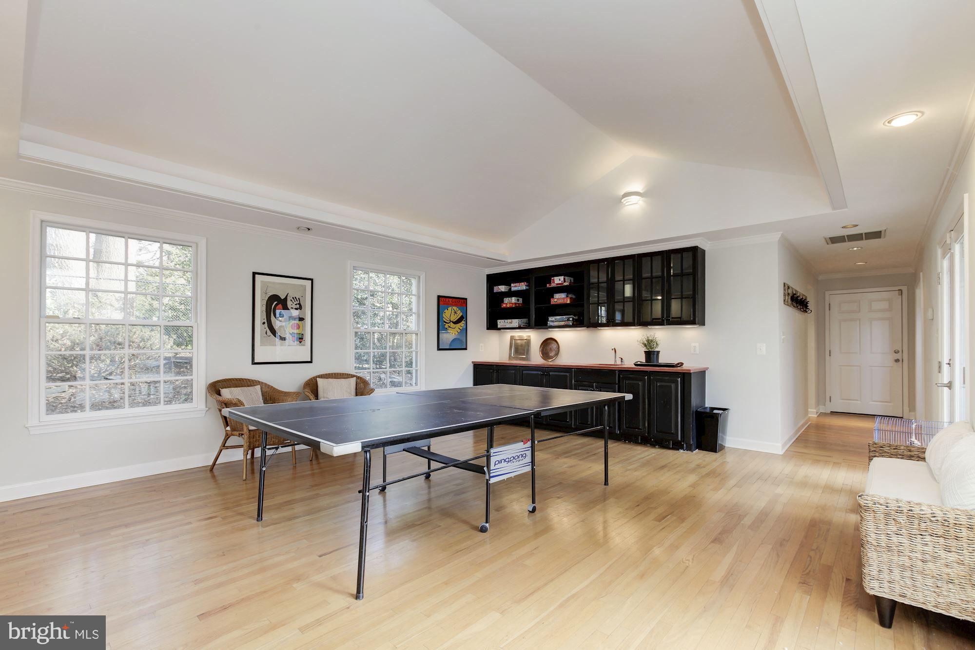 10012 Carter Road Bethesda, MD 20817 - Photo 16 of 38