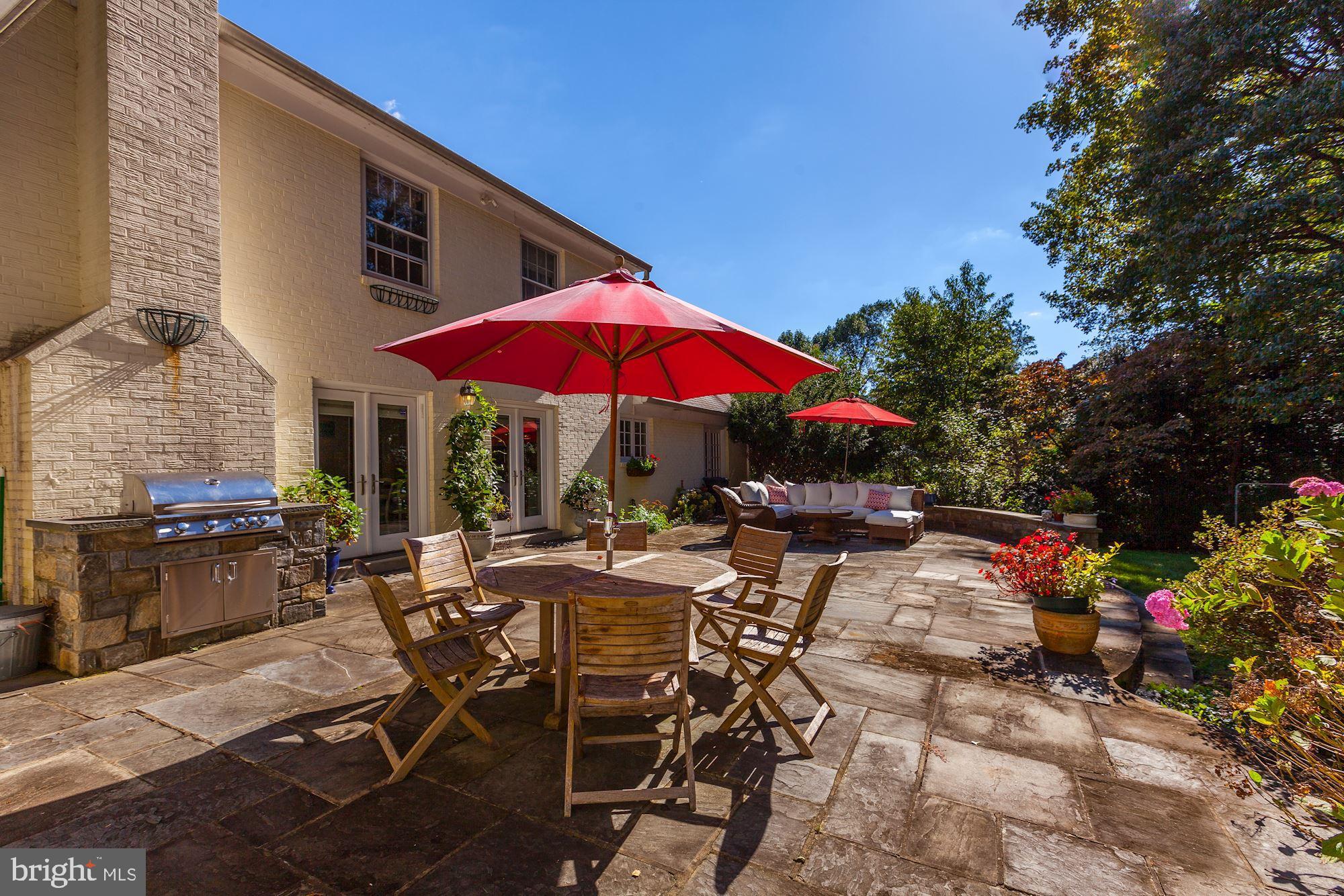 10012 Carter Road Bethesda, MD 20817 - Photo 4 of 38