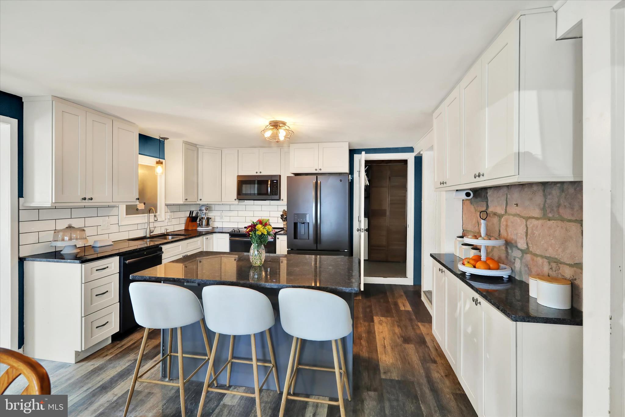 210 Alleghenyville Road Mohnton, PA 19540 - Photo 17 of 81 360_7634