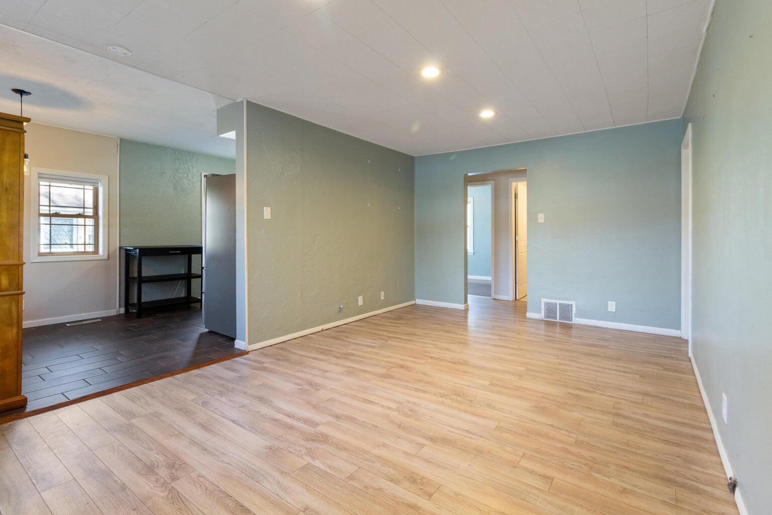 266 Maxwell Street Crown Point, IN 46307 - Photo 13 of 34 1536x1024