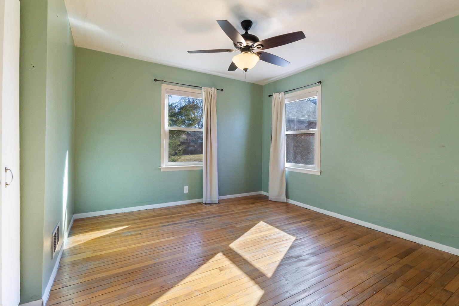 266 Maxwell Street Crown Point, IN 46307 - Photo 29 of 34 1536x1024