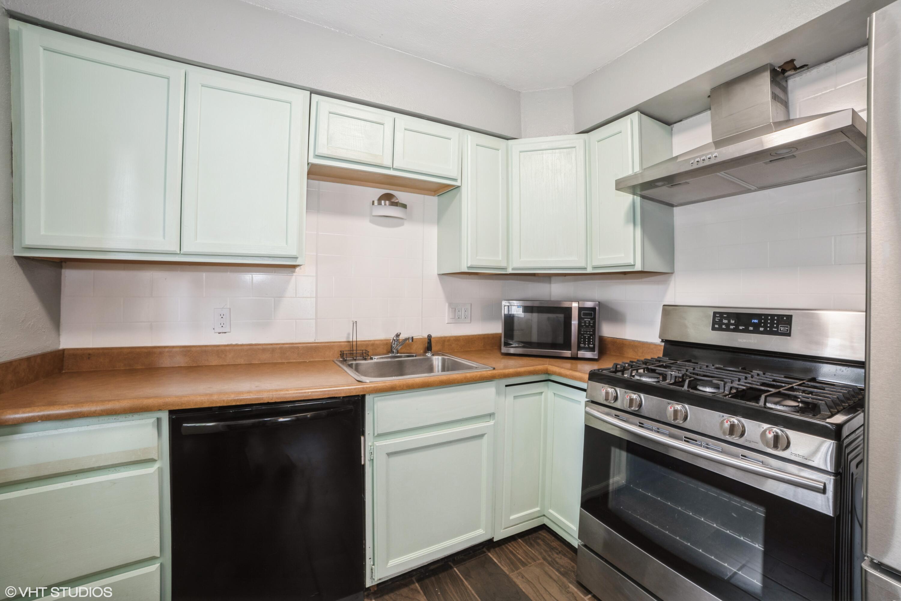 266 Maxwell Street Crown Point, IN 46307 - Photo 4 of 34 3000x2000