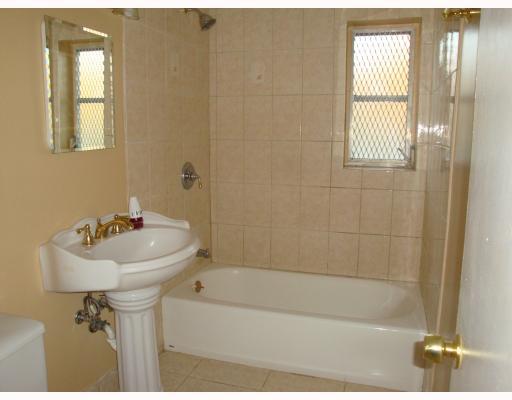 1270 West 2nd Street Riviera Beach, FL 33404 - Photo 4 of 11 Additional Photo