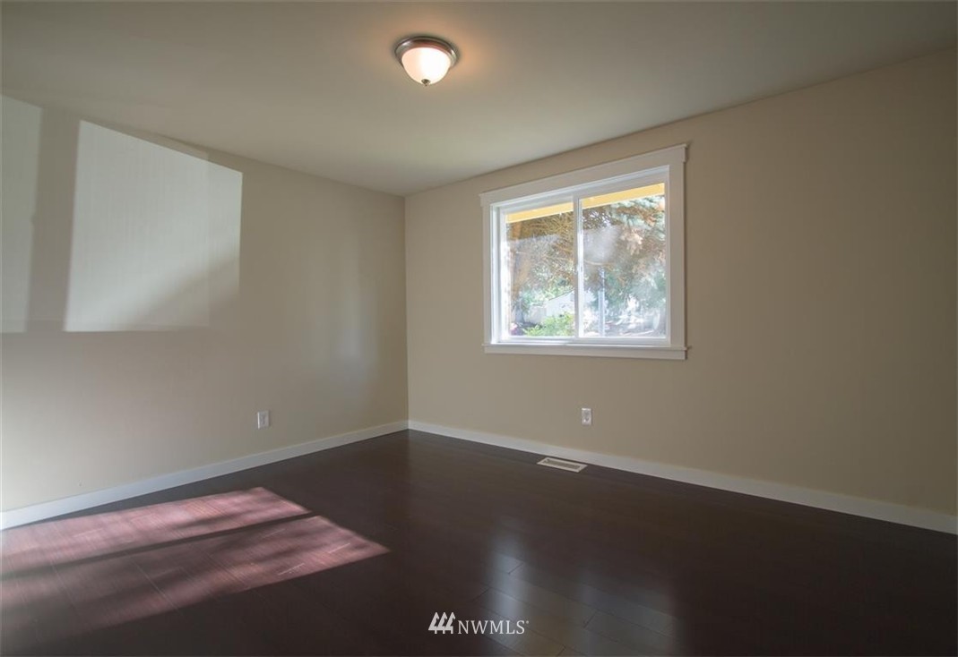 3011 193rd Place Southeast Bothell, WA 98012 - Photo 11 of 14