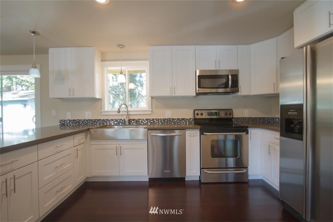 3011 193rd Place Southeast Bothell, WA 98012 - Photo 5 of 14