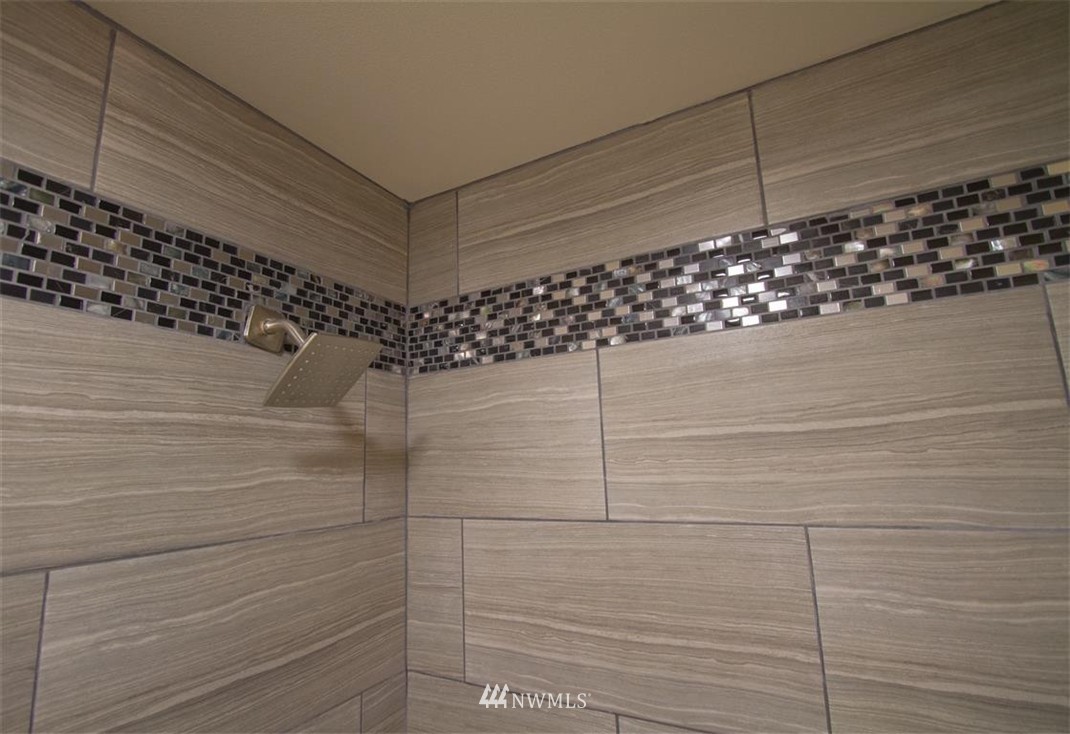 3011 193rd Place Southeast Bothell, WA 98012 - Photo 8 of 14
