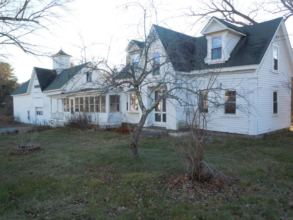421 Mammoth Road Londonderry, NH 03053 - Photo 1 of 18