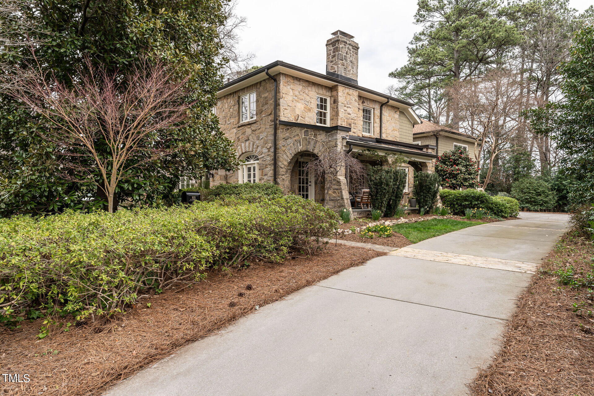 1610 St Marys Street Raleigh, NC 27608 - Photo 41 of 41 a front view of a house with a yard