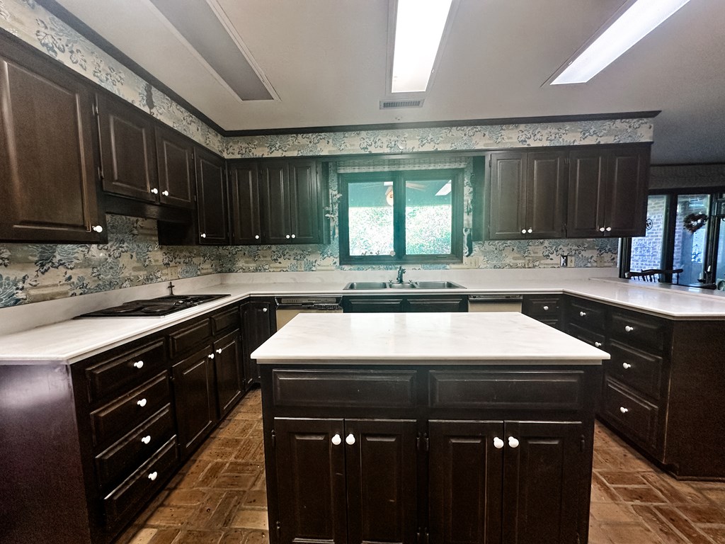 1900 Deerpath Road Dothan, AL 36303 - Photo 8 of 21