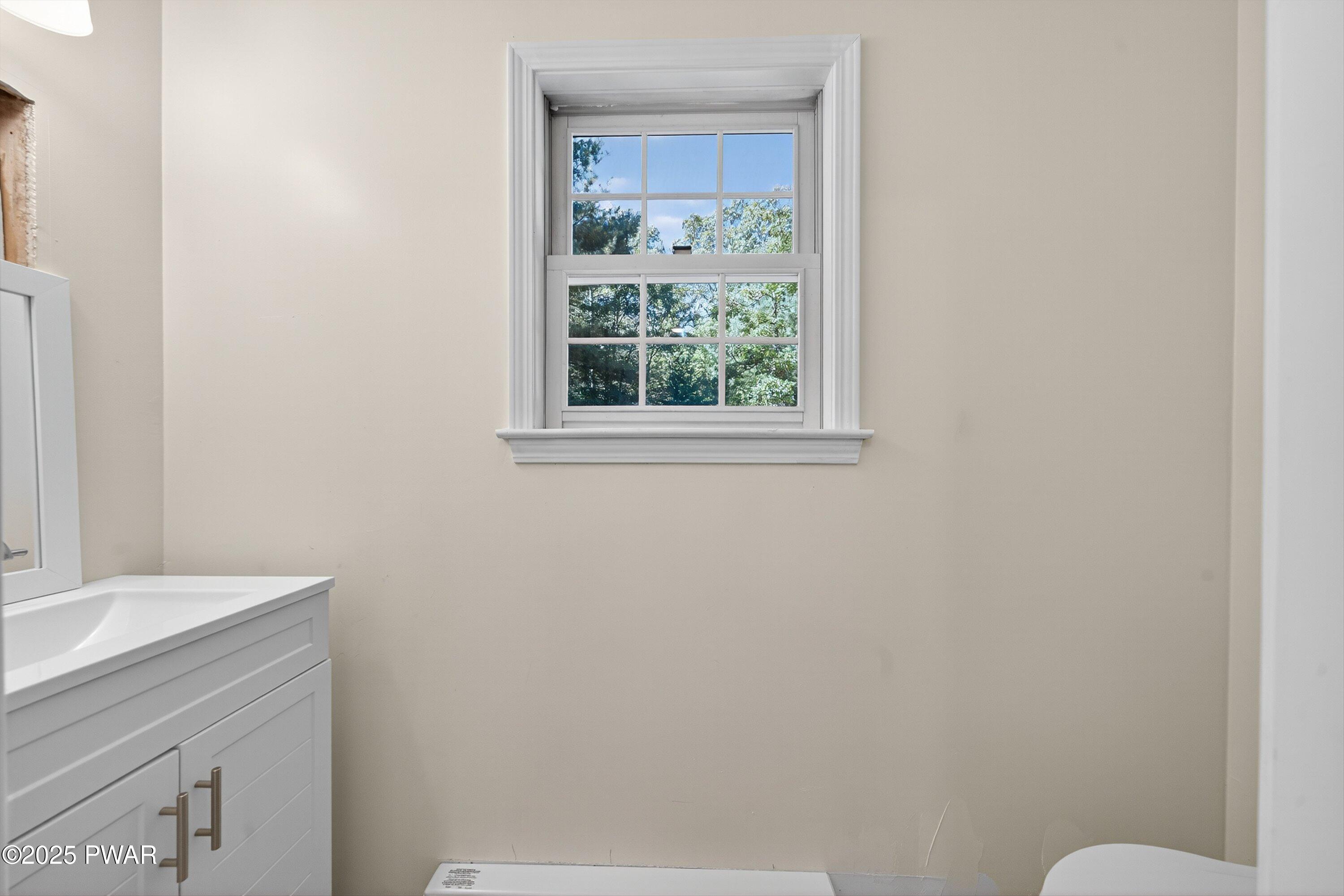 114 Chestnut Hill Road Shohola, PA 18458 - Photo 11 of 58 17-HTV2017