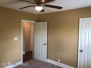 110 Queens Road Jacksonville, NC 28540 - Photo 15 of 42 bedroom 3+