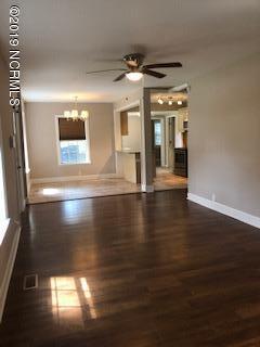 110 Queens Road Jacksonville, NC 28540 - Photo 33 of 42 living and dining