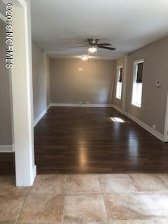 110 Queens Road Jacksonville, NC 28540 - Photo 35 of 42 living rm