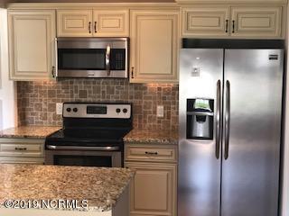 110 Queens Road Jacksonville, NC 28540 - Photo 41 of 42 stove fridge