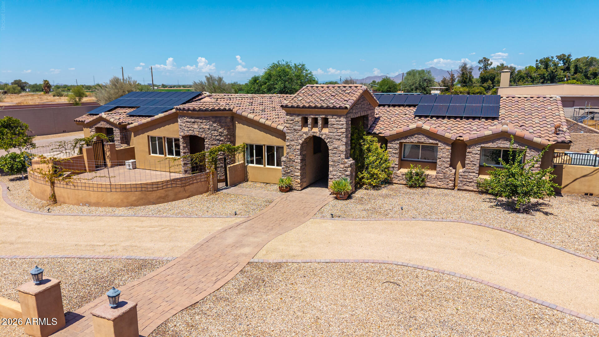 3109 North Gilbert Road Mesa, AZ 85203 - Photo 2 of 71 59-Gilbert