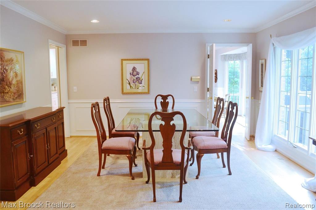3795 Warwick Drive Rochester Hills, MI 48309 - Photo 14 of 51