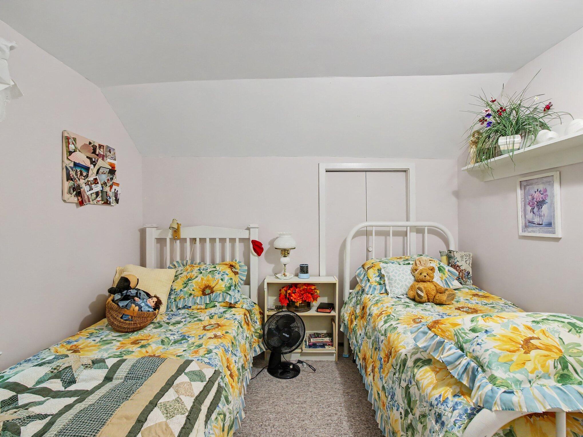 12222 Butler Road Cheboygan, MI 49721 - Photo 31 of 42 037_file_3538